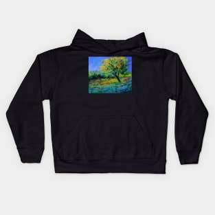 Oak amid flowers in Texas Kids Hoodie